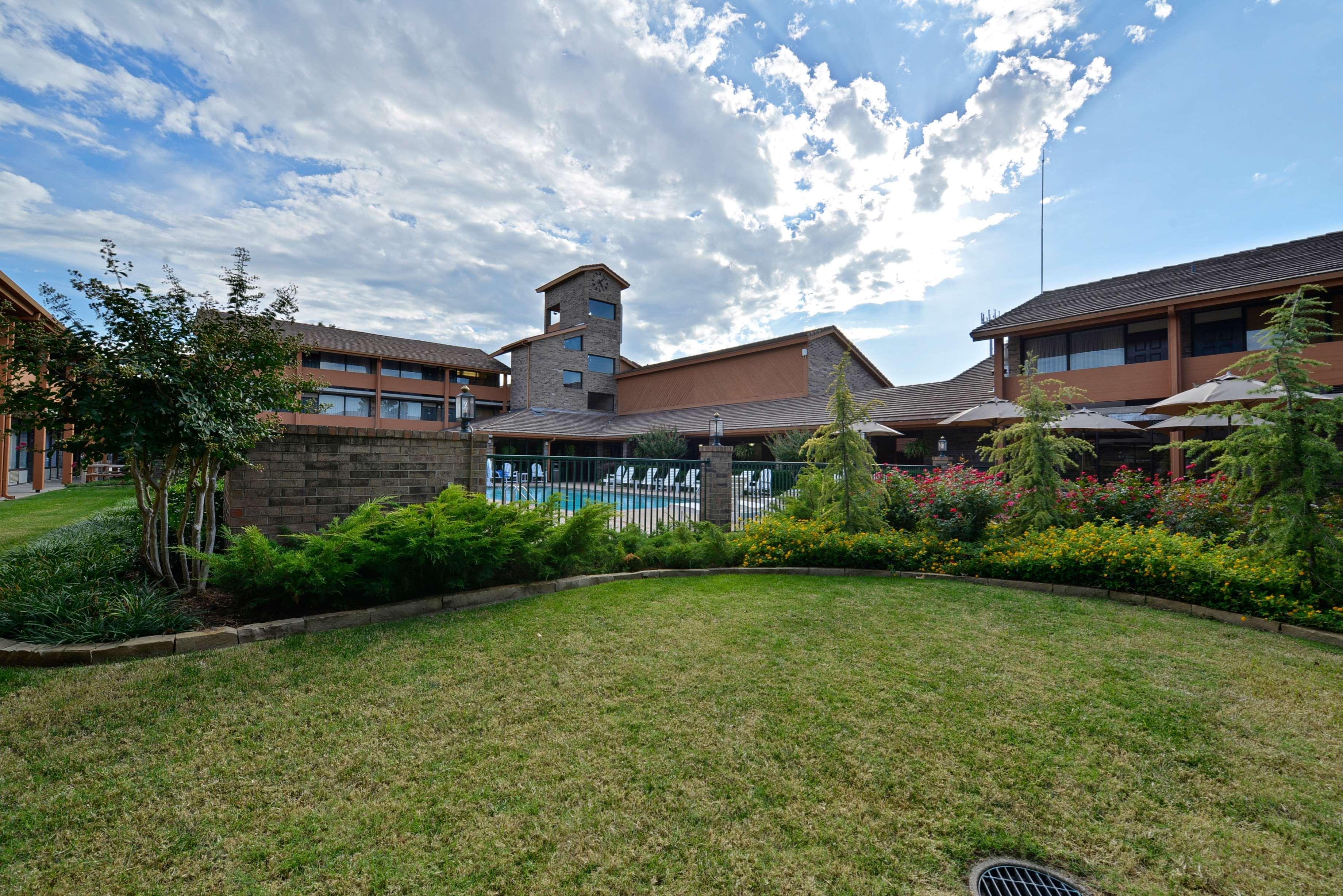 Best Western Plus Saddleback Inn And Conference Center Оклахома-Сіті Екстер'єр фото